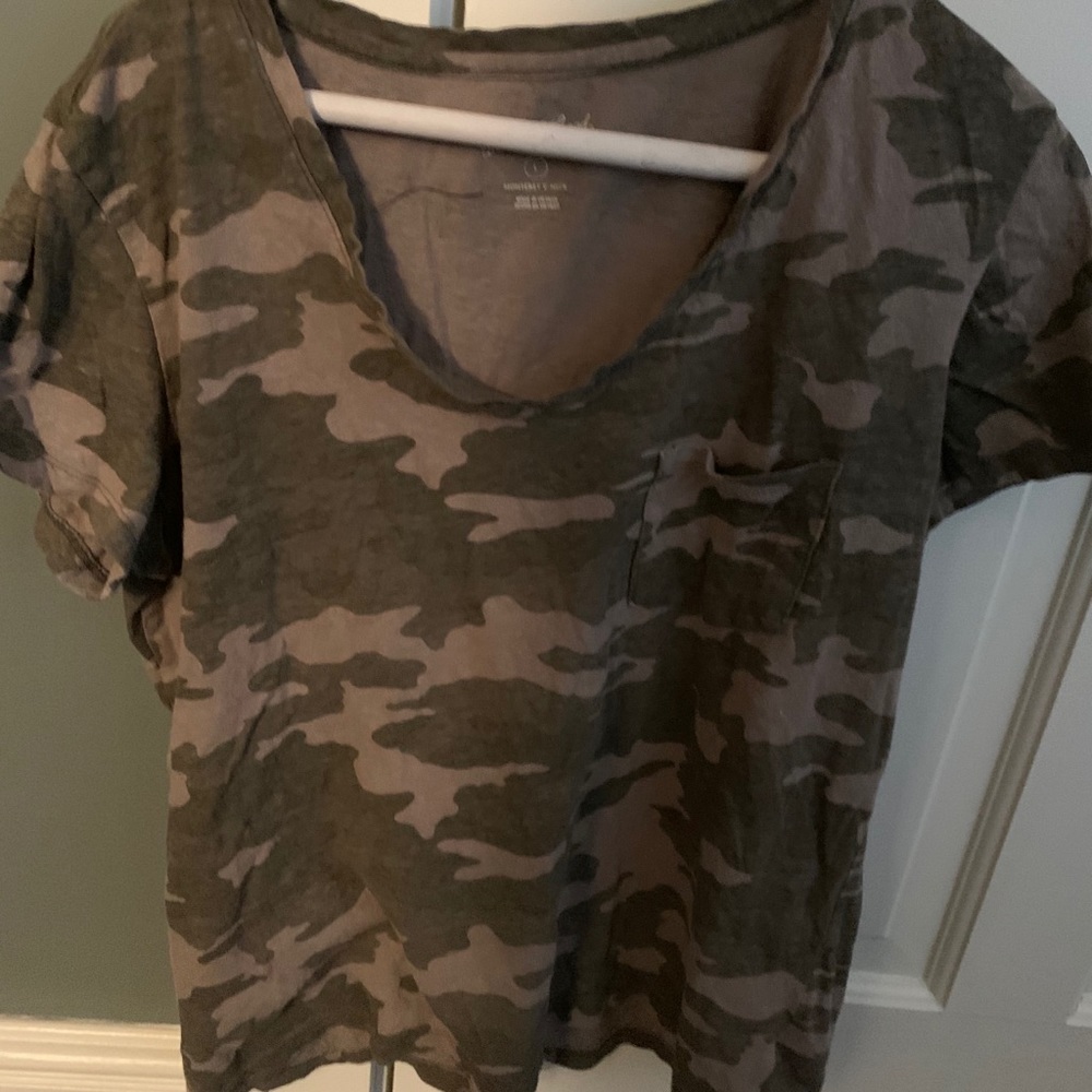 Universal Thread Camo Tshirt